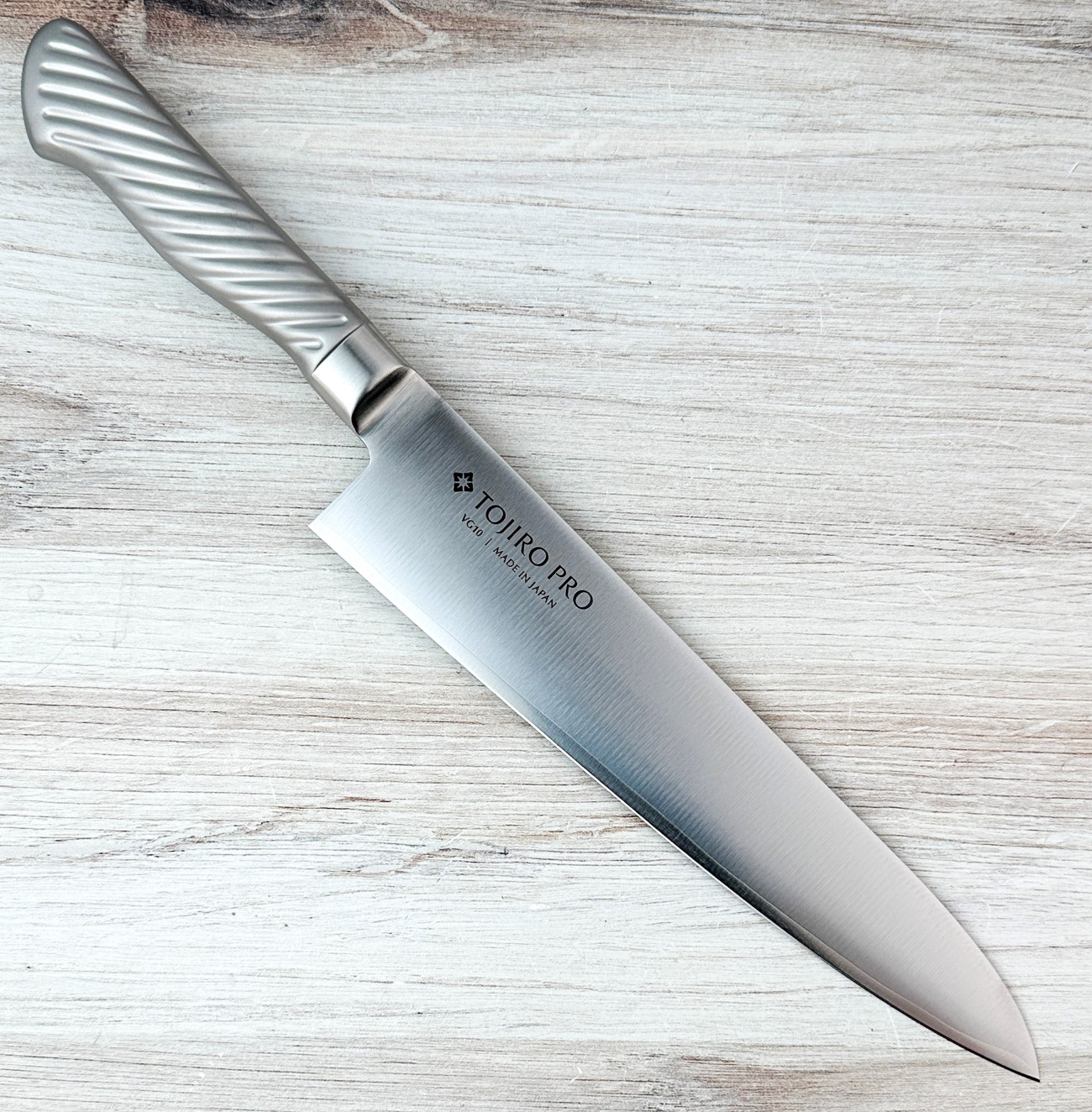 Tojiro Pro Chef Knife 210mm | VG-10 Japanese Gyuto
