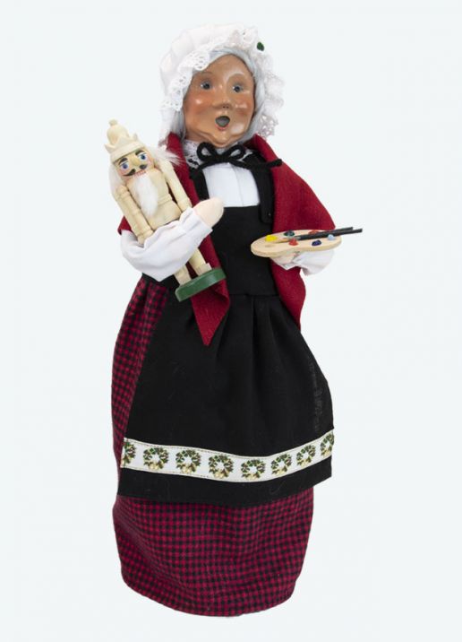 Byers Choice Caroler - Nutcracker Mrs Claus 2021