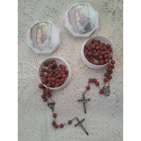 1ST COMMUNION GENUINE ROSE PETAL ROSARY IN PROTECTIVE BOX