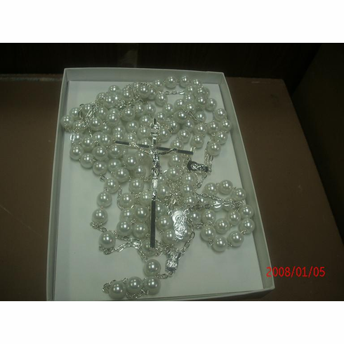 LASSO PEARL & SILVER CRUCIFIX