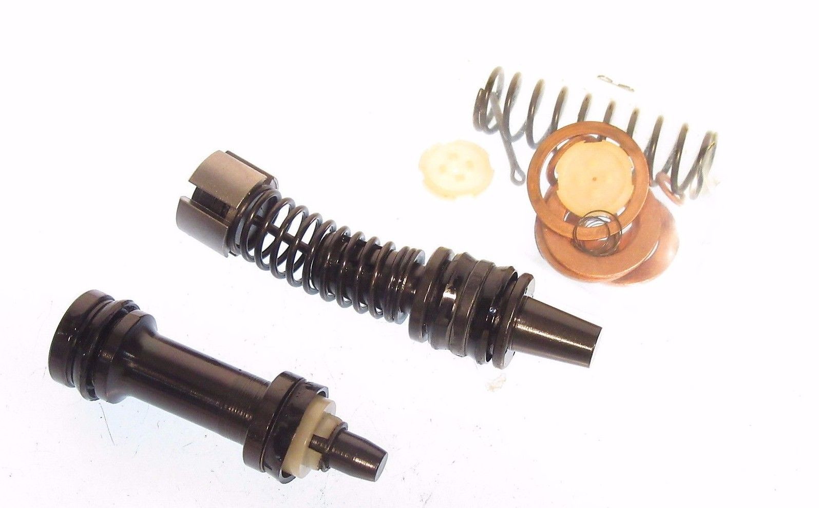 Toyota Corolla 1600 Brake Master Cylinder Rebuild Kit