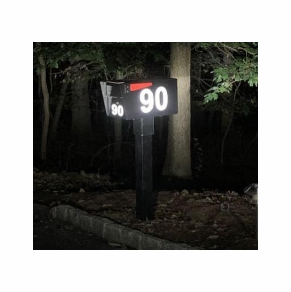 Reflective mailbox numbers for side and front