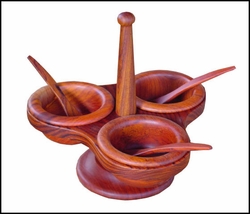Rosewood Standing Gravy Dish