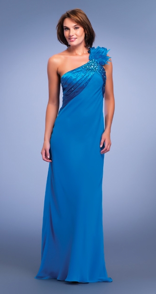 Dave and Johnny Prom Dress 6577