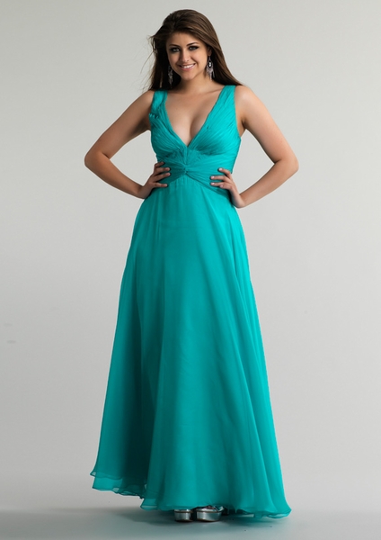 Dave and Johnny Prom Dress 8702