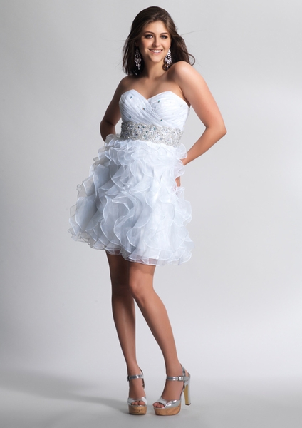 Dave and Johnny Prom Dress 8982
