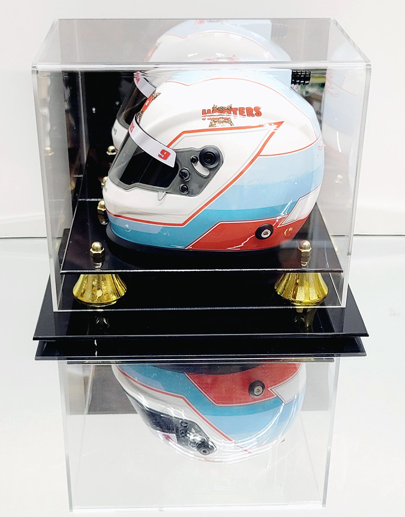 MINI REPLICA HELMET DELUXE DISPLAY CASE (FOR 1/2 SCALE HELMETS) CASE ONLY, HELMET NOT INCLUDED