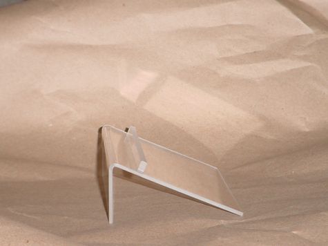 PLASTIC RISER TILTS CAR TO THE SIDE FOR DISPLAY