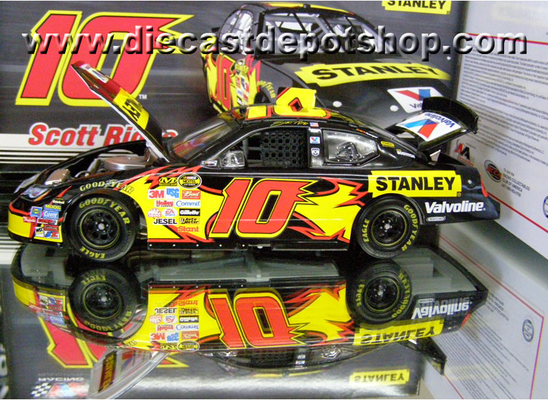 SCOTT RIGGS 2007 STANLEY TOOLS 1/24 MOTORSPORTS AUTHENTICS
