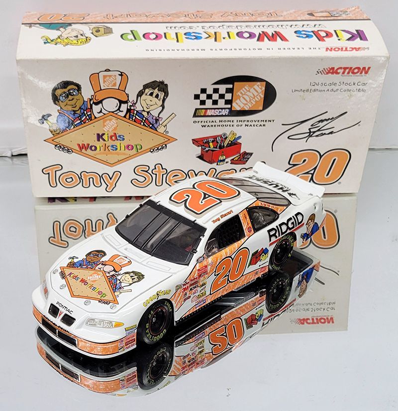 TONY STEWART 2000 HOME DEPOT KID'S 1/24 ACTION DIECAST