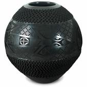 Black Clay Mata Ortiz Mimbres Lizard Pot