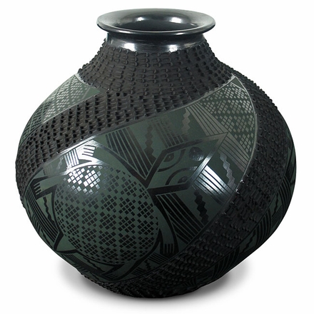 Black Mata Ortiz Mimbres Turtle Pot