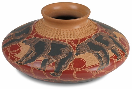 Mata Ortiz Bear Vase