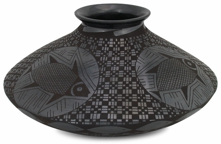 Mata Ortiz Black Fish Pot