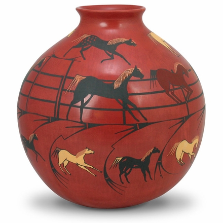 Mata Ortiz Horse Vase