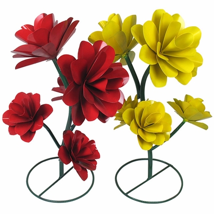 Painted Metal Garden Art Flowers with 5 Blooms
