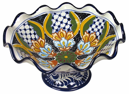 Scallop Dolores Fruit Bowl with Base