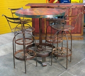 Wagon Wheel Bar Table and 4 Stools