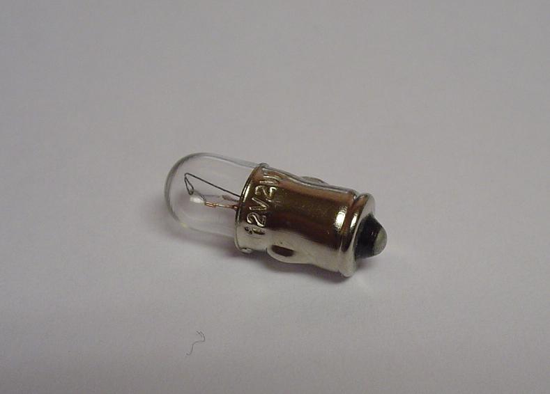 thumbnail interactive-video image 1 of 12V 2W Conversion Bulb – Replaces 6V 34908-001-000 – For Honda CT90 CT200, DrATV Seller, Hella BOSCH Cross 1 of 3
