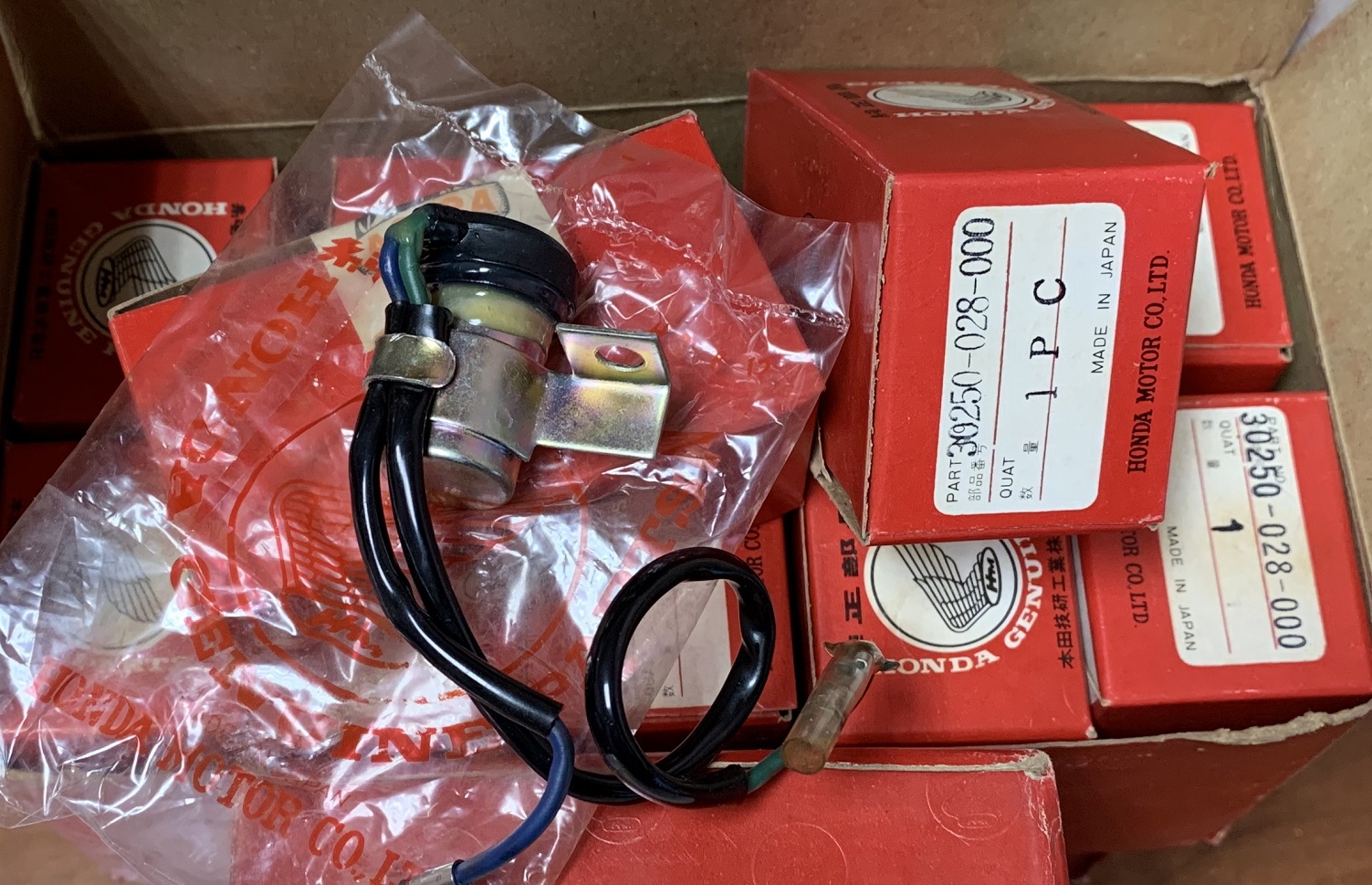 NO LONGER AVAIABLE FROM DRATV @ *NOS OEM 30250-028-000 CONDENSER ...