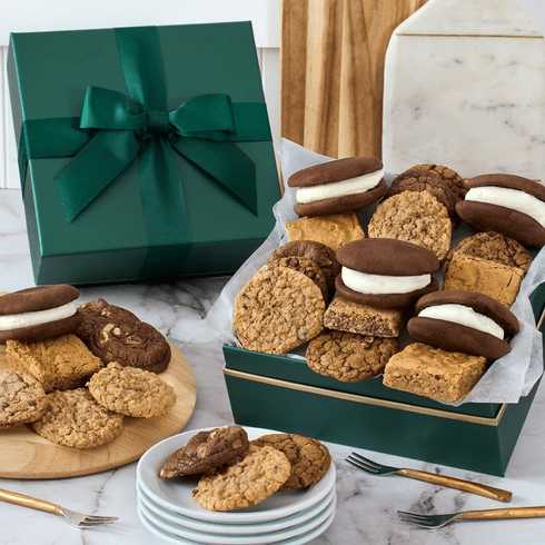 'Tis The Season Bakery Gift Box - Medium