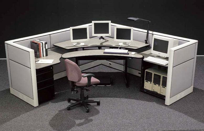 BANANA CONTROL ROOM CONSOLE. WITH KI WIREWORKS PANELS. DELIVERED & INSTALLED:<br>BAA COMPLIANT SEE BELOW.<br>REV4-2-25