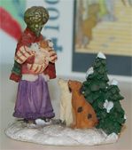 Click - Alien With Puppies Statuette Figurine