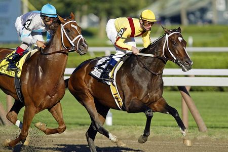 2010 Personal Ensign Stakes Rachel Alexandra & Life At Ten Early Lead
