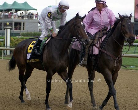 Rachel Alexandra in the 2009 Kentucky Oaks Post Parade
