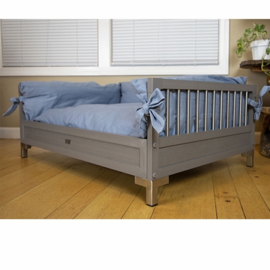 NEW-AGE-PET-MNHTTNBD-GRY-26X38X14