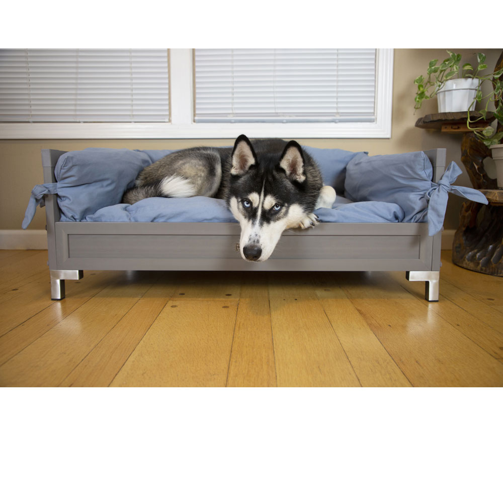 NEW-AGE-PET-MNHTTNBD-GRY-26X38X14