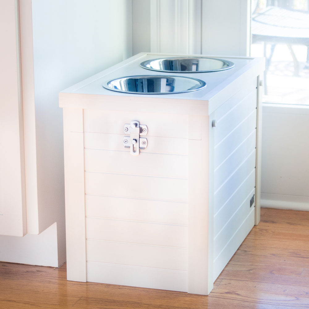 NEW-AGE-PET-PIEDMONT-DINER-ANTQUEWHT-21X11X15