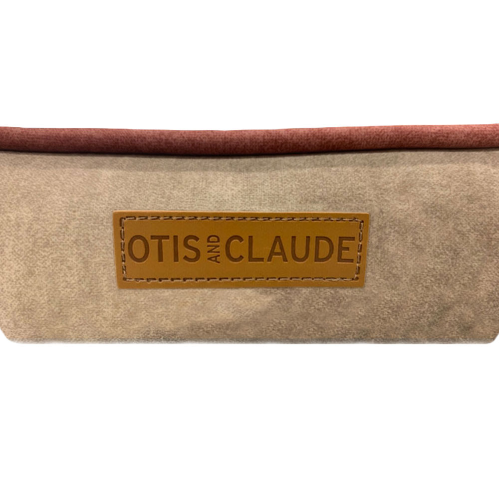 OTIS-CLAUDE-HI-TECH-CASHMERE-PETBD-BRWN-SM-48X41-CM