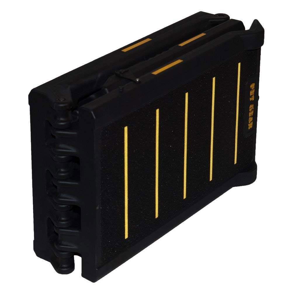 PET-GEAR-TRI-FOLD-REFLECTIVE-RAMP