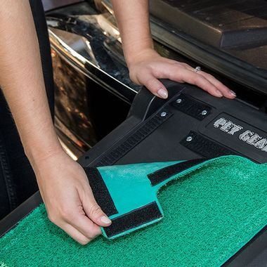 PET-GEAR-TRI-FOLD-PET-RAMP-SUPERTRAX-GREEN