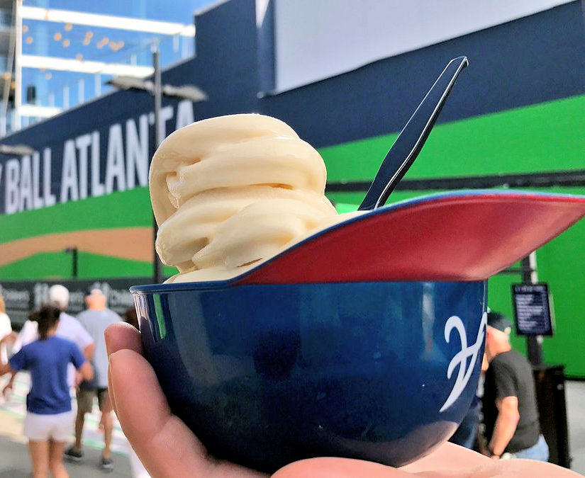 Set of 20 Atlanta Braves 8oz Ice Cream Sundae Baseball Helmet Snack Bowls