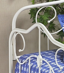 Daybed - Betsy Daybed in Textured White