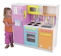 Deluxe Big and Bright Kitchen - KidKraft Furniture - 53100