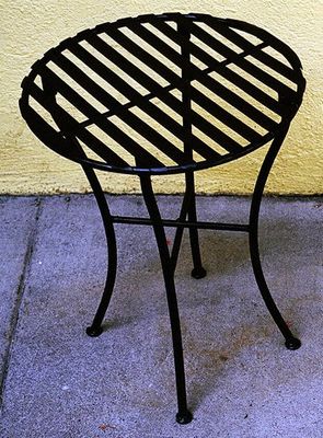 Folding Iron Side Table - Round Black - Pangaea Home and Garden Furniture - FM-C4853-K