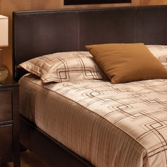 Harbortown King Size Platform Bed in Brown Vinyl - Hillsdale Furniture - 1611BKR