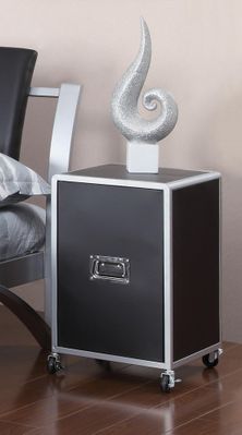 LeClair Black and Silver Cabinet - 460282