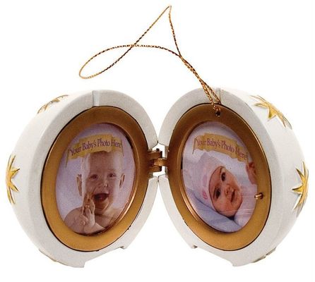 Musical Photo Frame Ornaments in White - Crosley - BK336