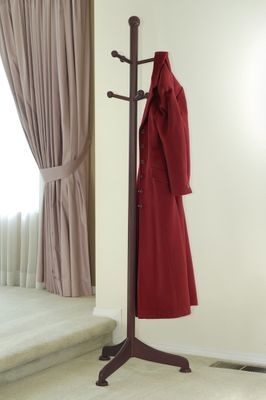 Walnut Coat Tree - Winsome Trading - 94672