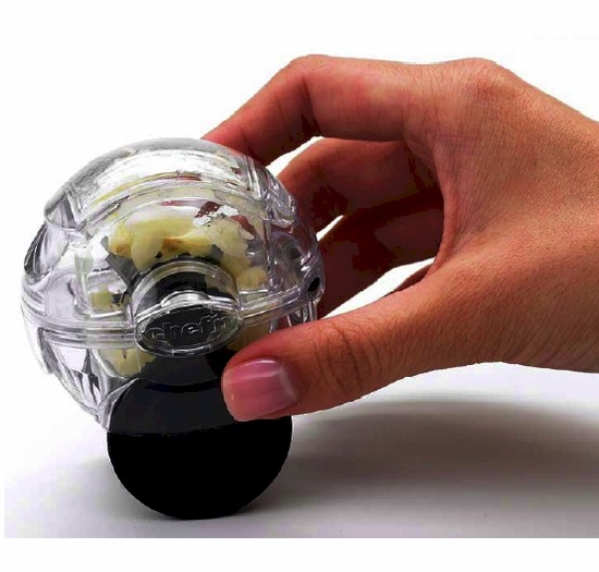 Chef'n Garlic Zoom Garlic Chopper