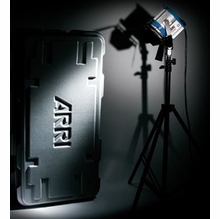 Arri 150/300 Fresnel Mini Kit w/ Wheels LK.0005668