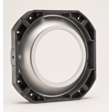 Arri 300W Fresnel / LTM Pepper 650 Speed Ring  9640, 5"