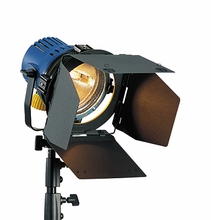 Arri Arrilite 650 Open Face Light    571065 <font color="red">Discontinued</font color>