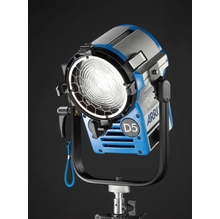 Arri D5, 575W HMI Fresnel System w/Barndoors