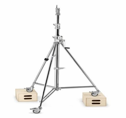 Avenger Hi Crank Stand 39 with Wheels B6039CS