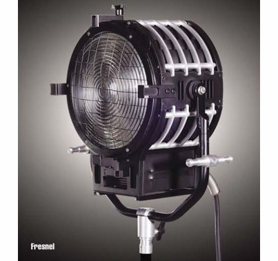 K5600 Alpha 1600w HMI Fresnel Kit